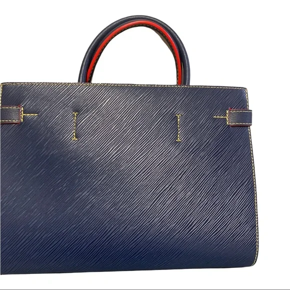 Louis Vuitton EPI Twist tote - Picture 8 of 17